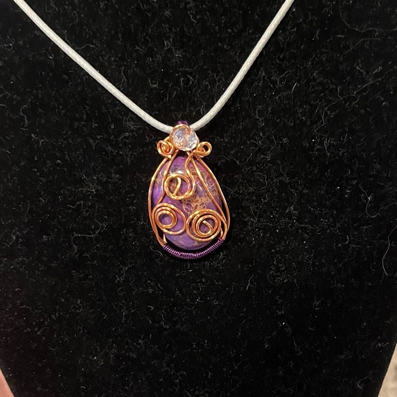 Grape Agate Necklace - Picture 3 of 3